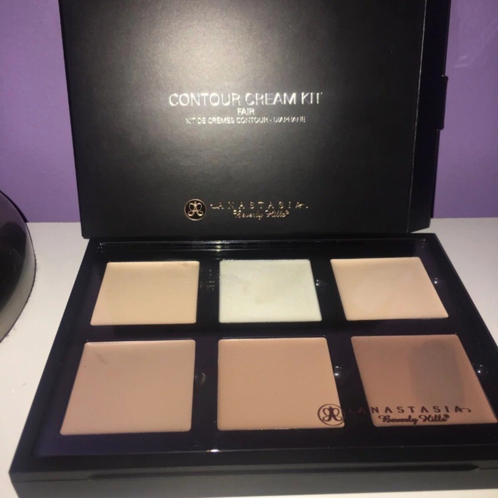Anastasia Beverly Hills Cream Contour Kit
